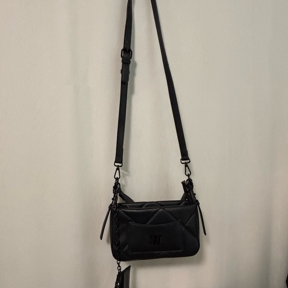 Steve Madden Quilted Black Crossbody Bag with Coin Pouch - Picture 4 of 13